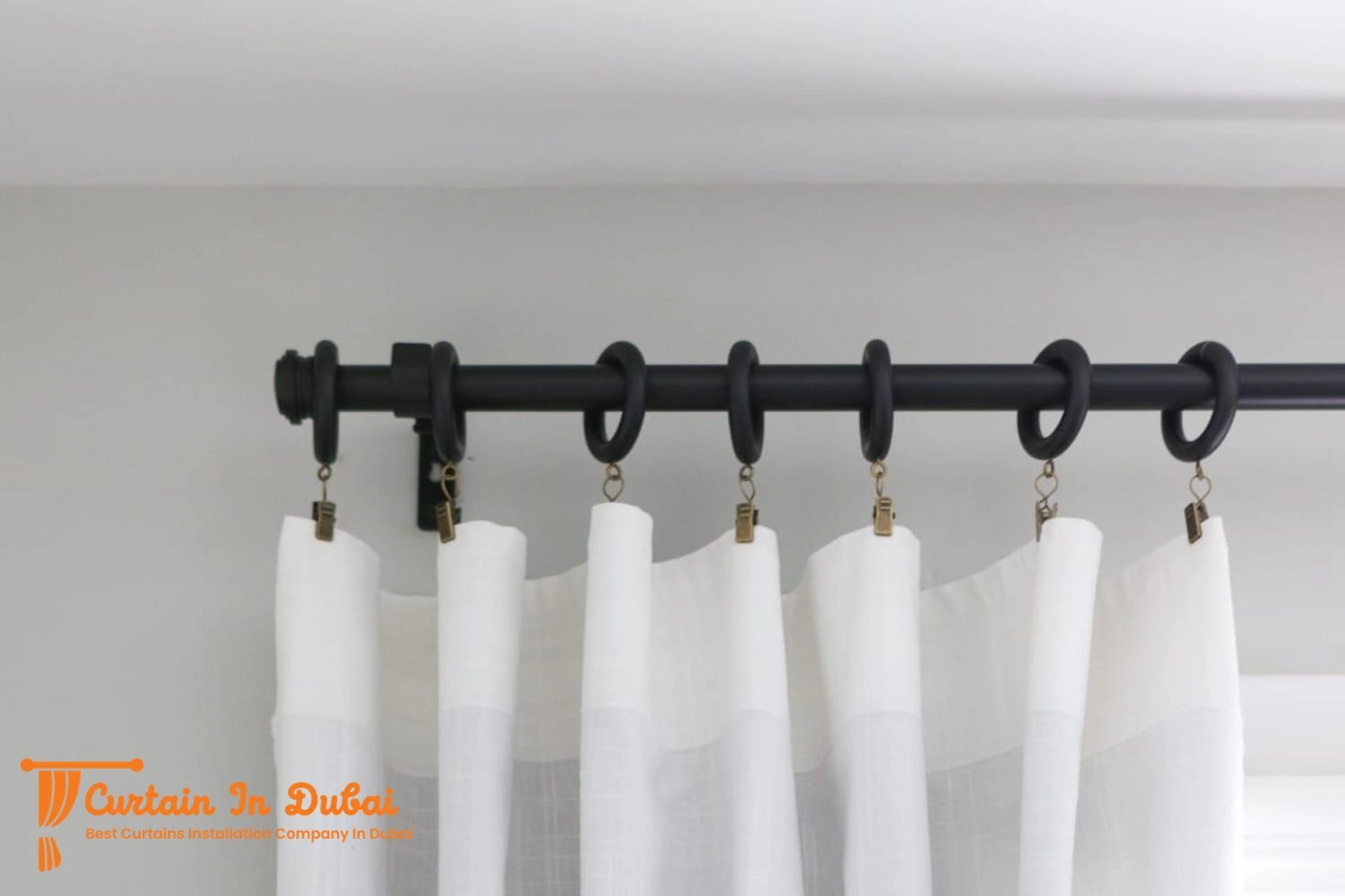 How to Hang Curtains Using Rings