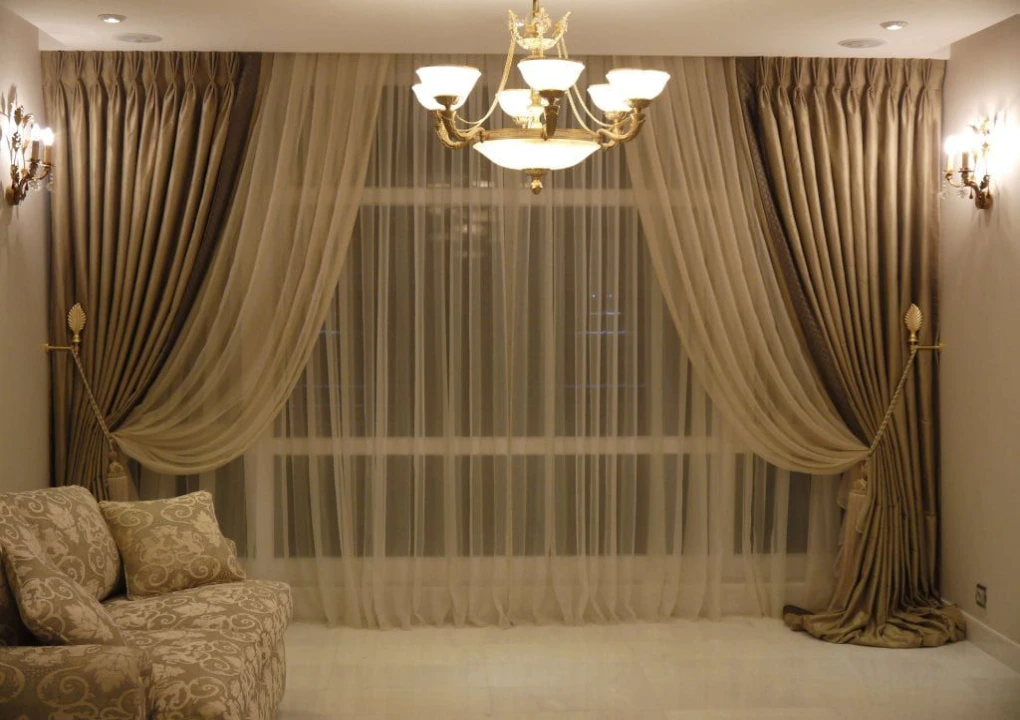 sheer curtain suppliers in Dubai