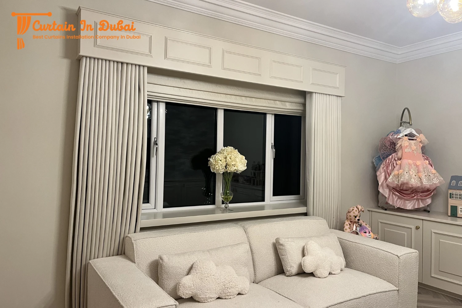 How To Block Light From The Top And Sides Of Curtains? Use a Pelmet or Curtain Box